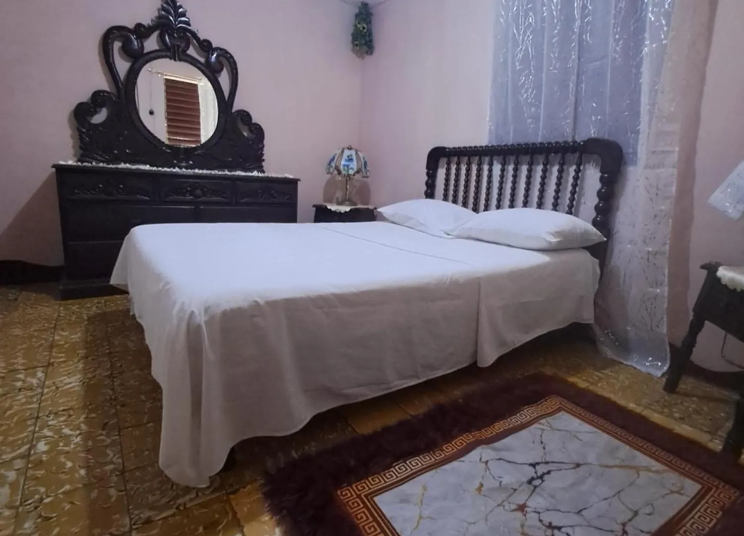 Kingston Airport Bed And Breakfast Bed & Breakfast